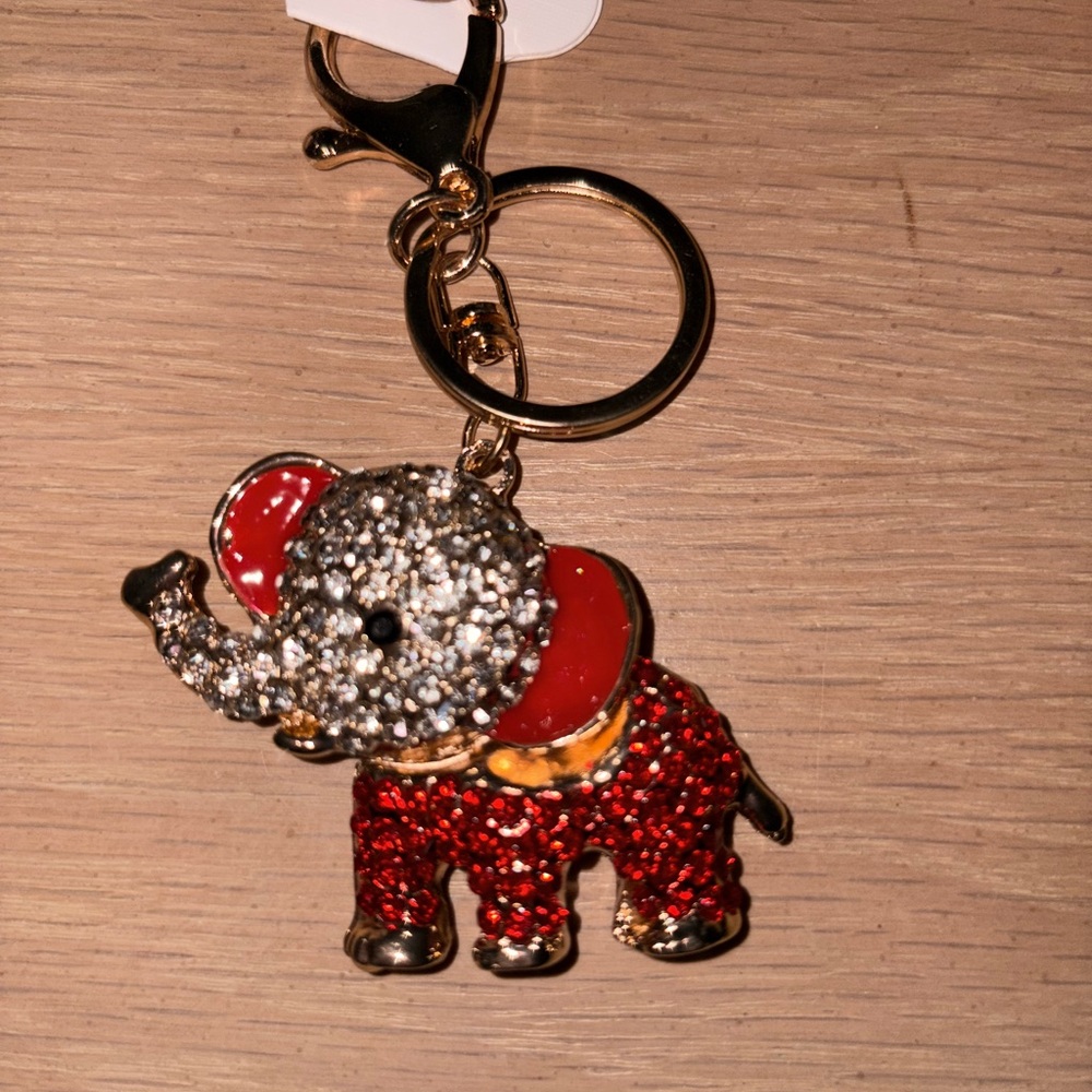 Sparkling Elephant Keychain